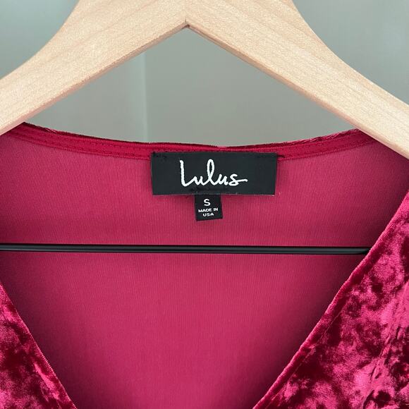 Lulus Shine of Your Life Wine Red Velvet Holiday Wrap Dress Women's Size Small - Picture 4 of 11